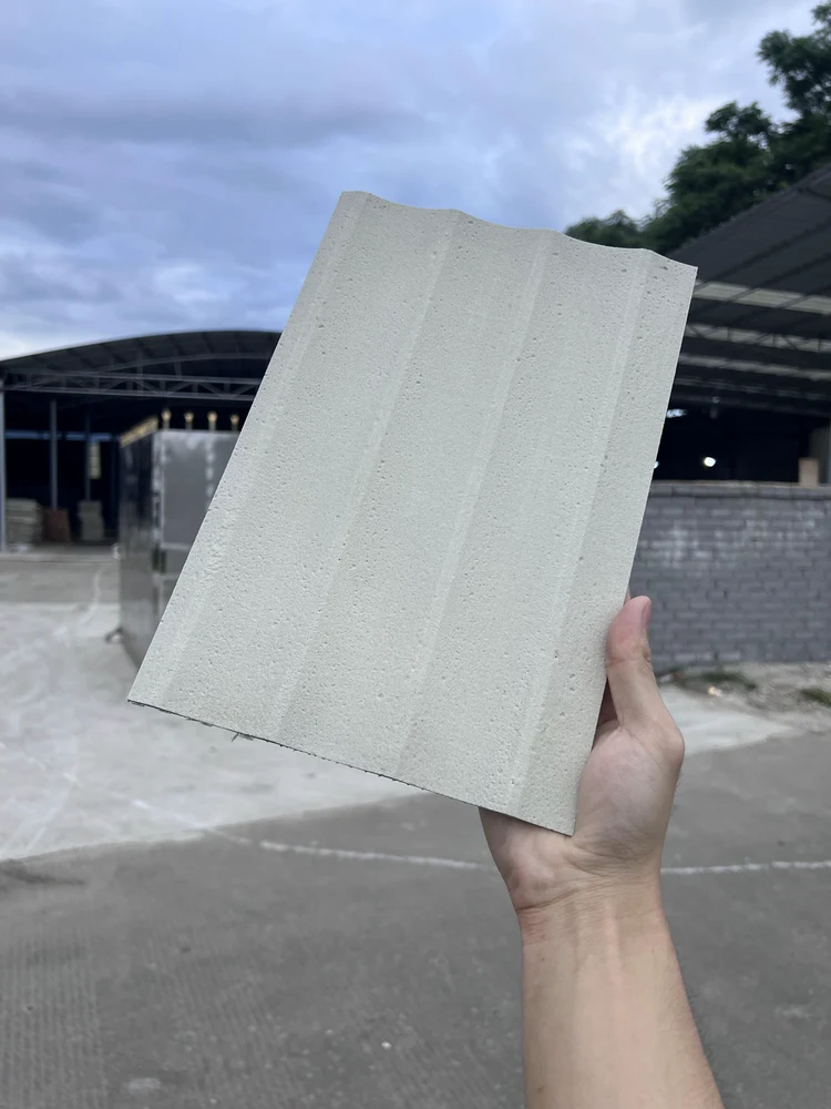 浅灰纯色波浪石柔性石材