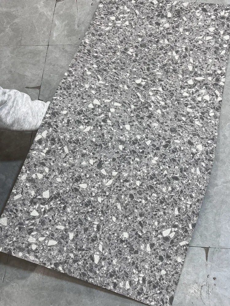 水磨石浅灰毛面花岗岩柔性石材
