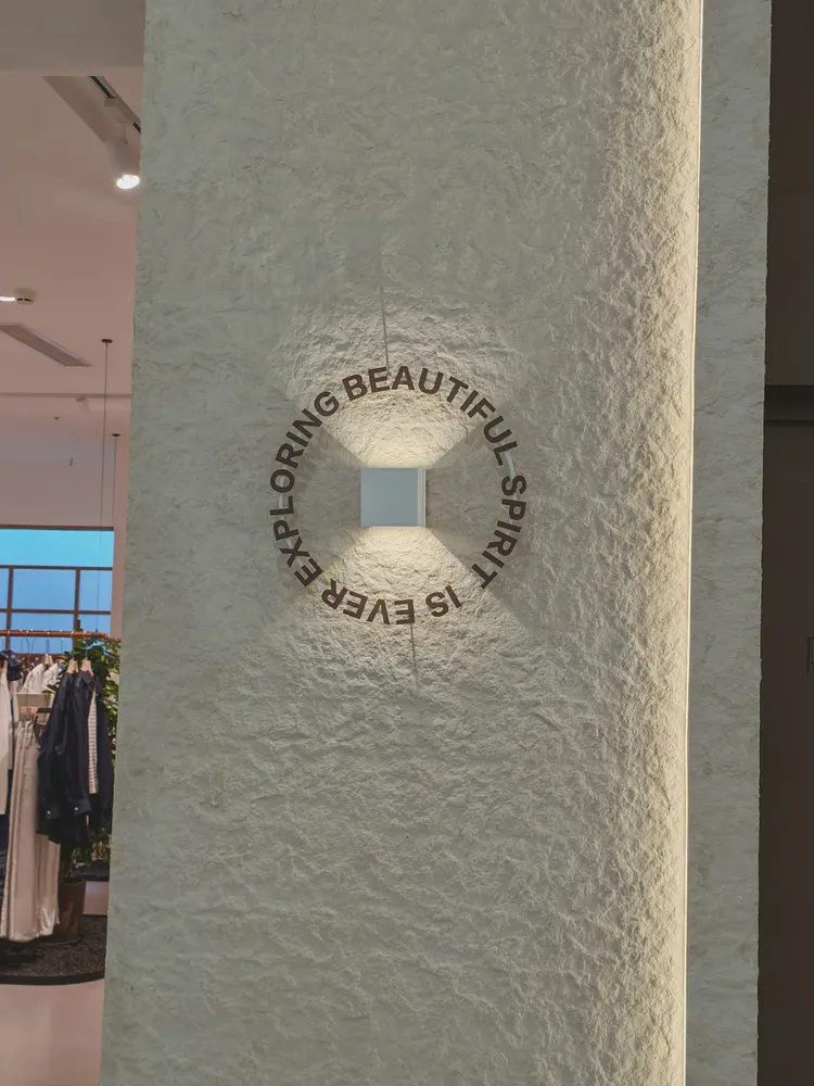服装店星月石案列 (2) 服装店星月石案列 (2)