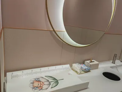 儿童馆560㎡木纹（原木色）墙面施工案例