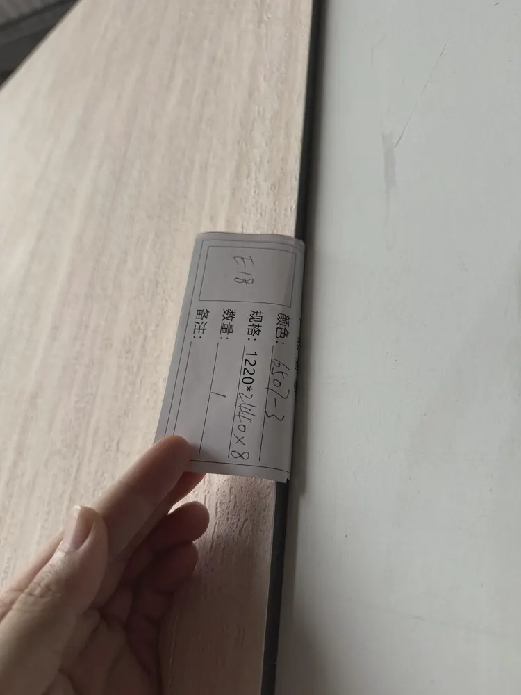 灰洞石 竹炭木饰面板 6507-5